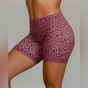 Stylish Pink Leopard Print Jean Shorts